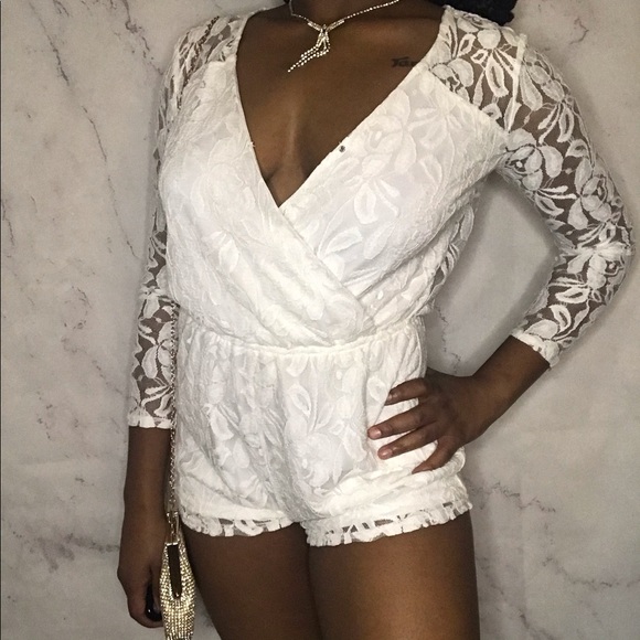 White romper - Picture 2 of 5